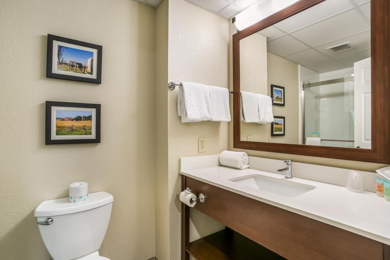 Aspire Hotel And Suites Gettysburg Buitenkant foto