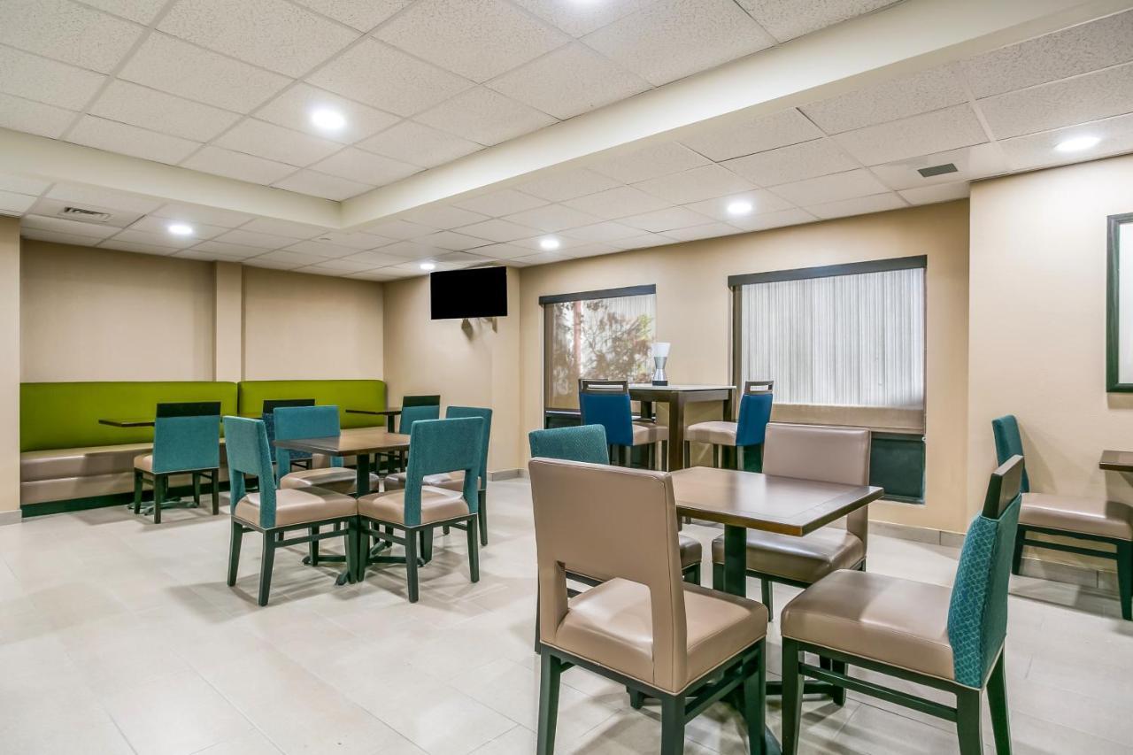 Aspire Hotel And Suites Gettysburg Buitenkant foto