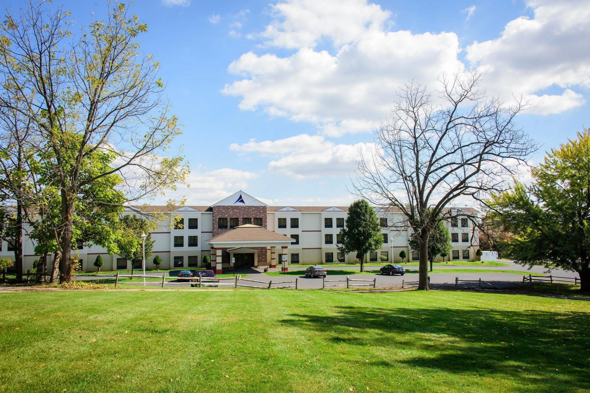 Aspire Hotel And Suites Gettysburg Buitenkant foto